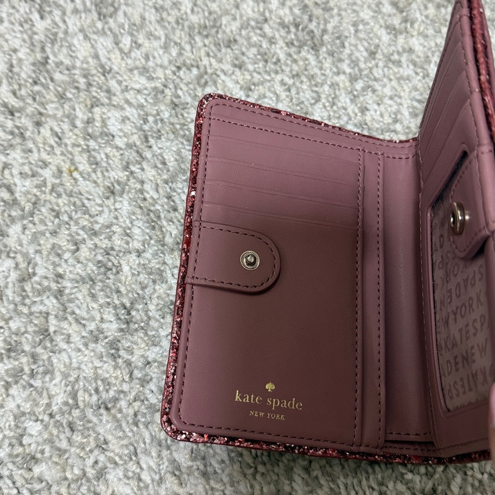 Kate Spade Tellie Bifold Wallet Seton Drive in Dusty Peony - Picture 6 of 8